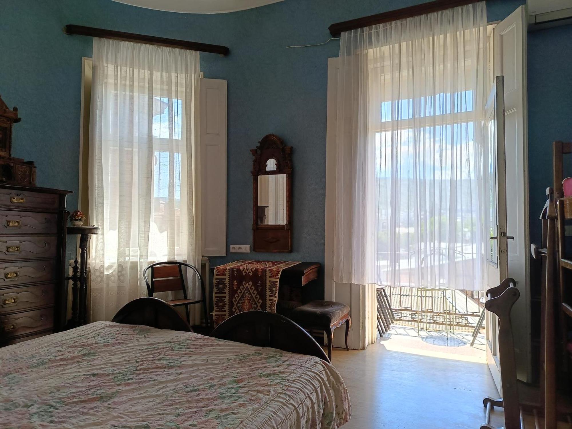 Guest House Irina Tbilisi Eksteriør billede