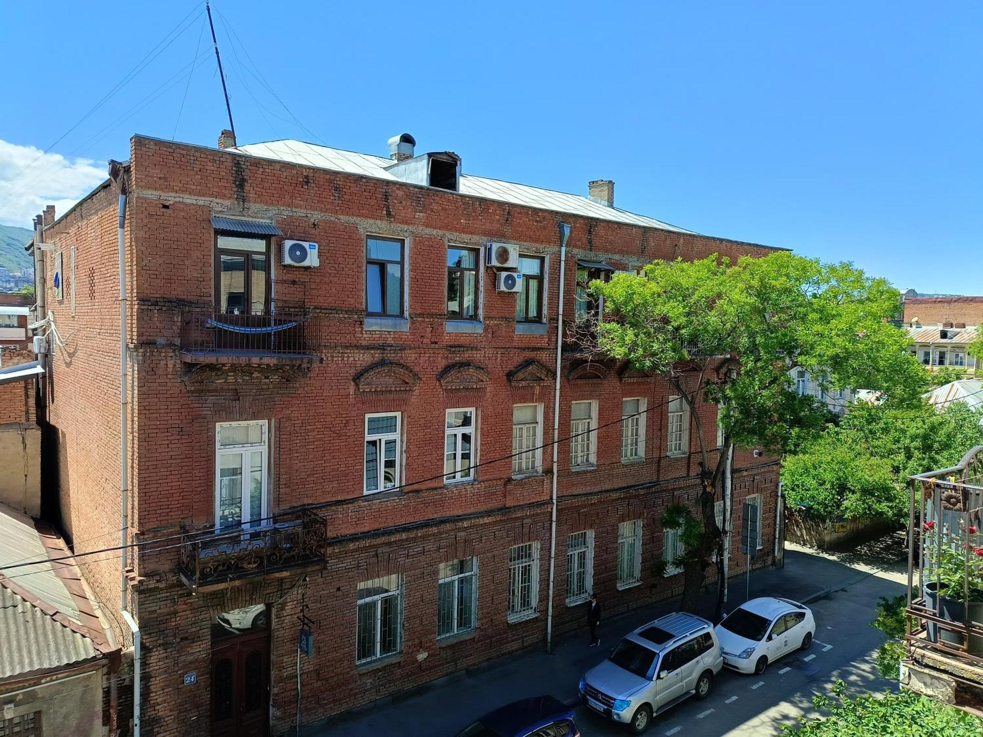 Guest House Irina Tbilisi Eksteriør billede