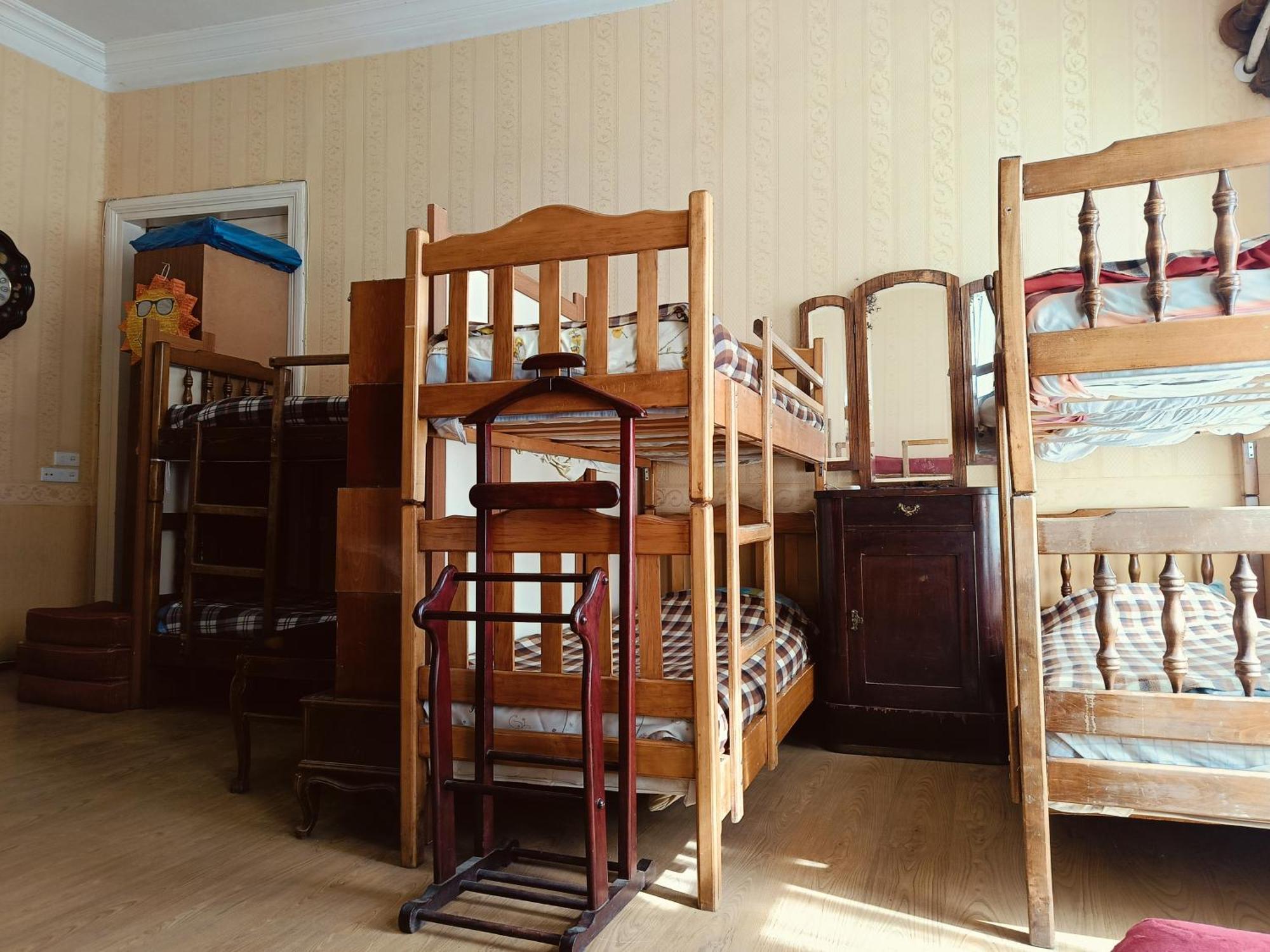 Guest House Irina Tbilisi Eksteriør billede